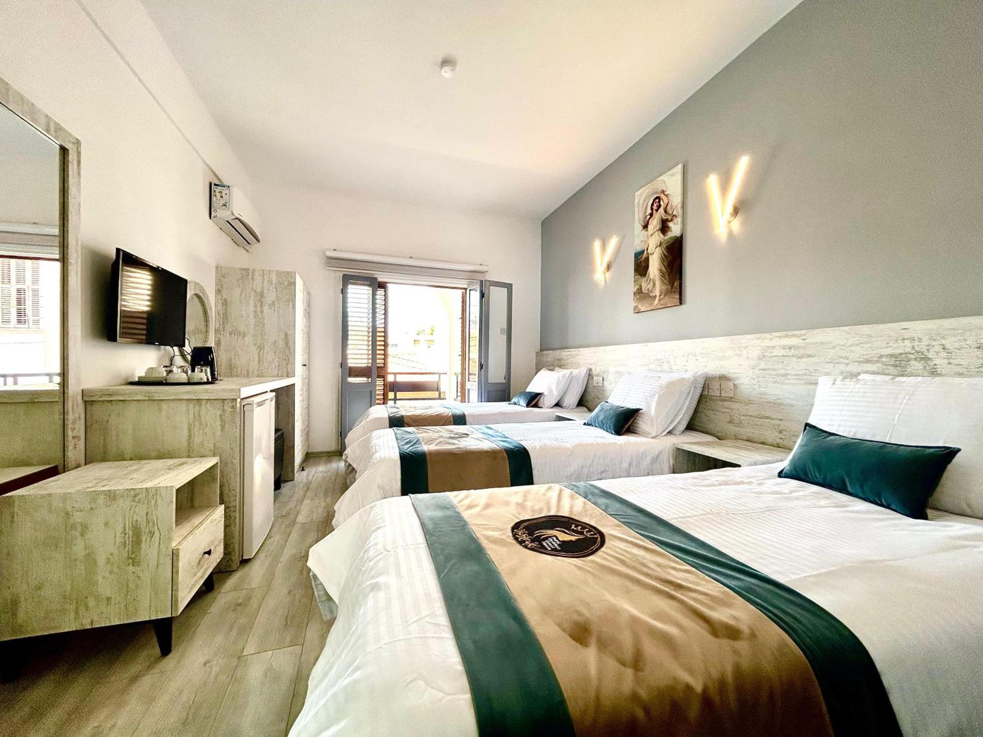 Royal Goddess Guest House, Walled City Фамагуста Экстерьер фото